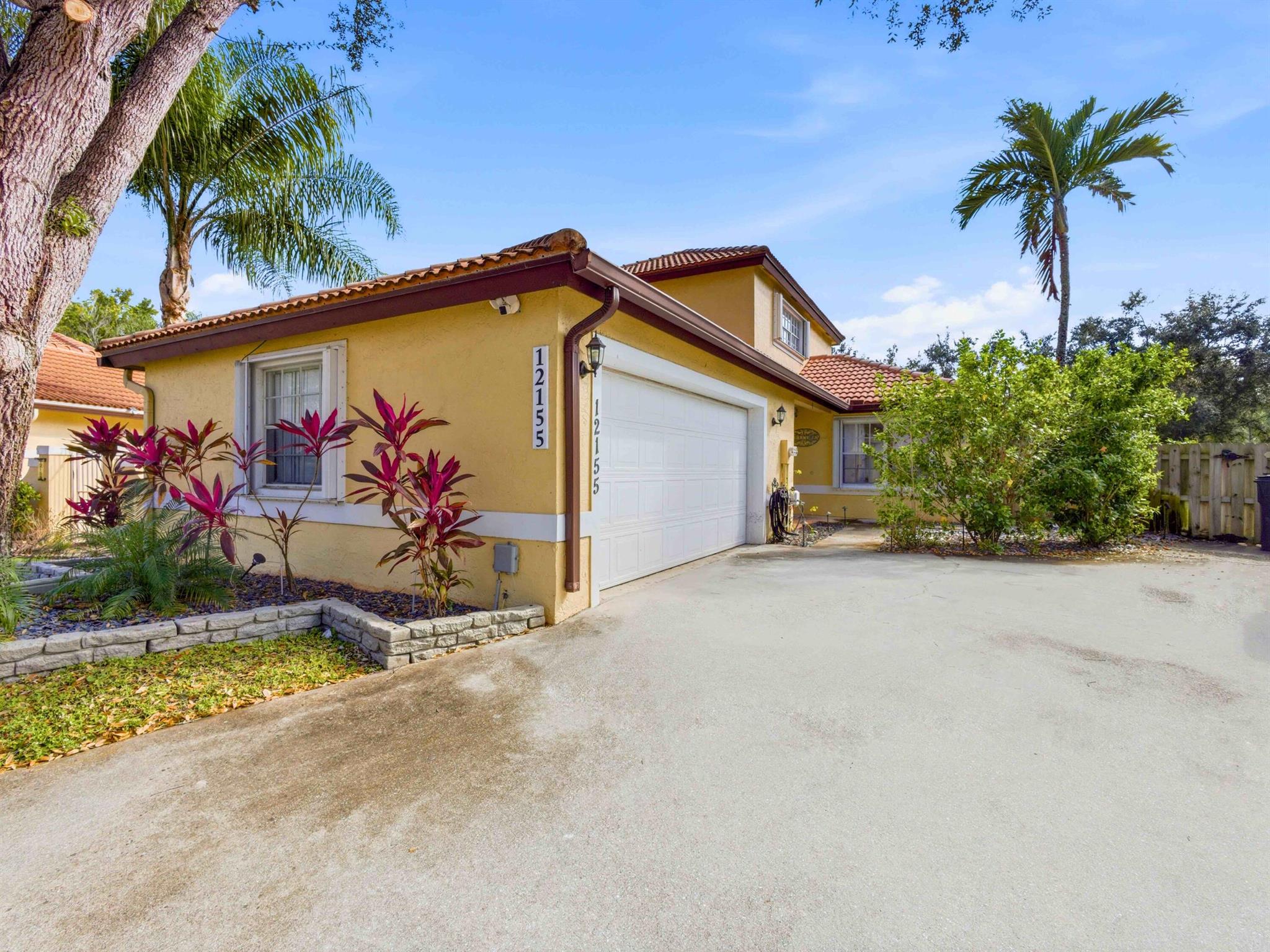 WELLINGTON DOWNS - Residential