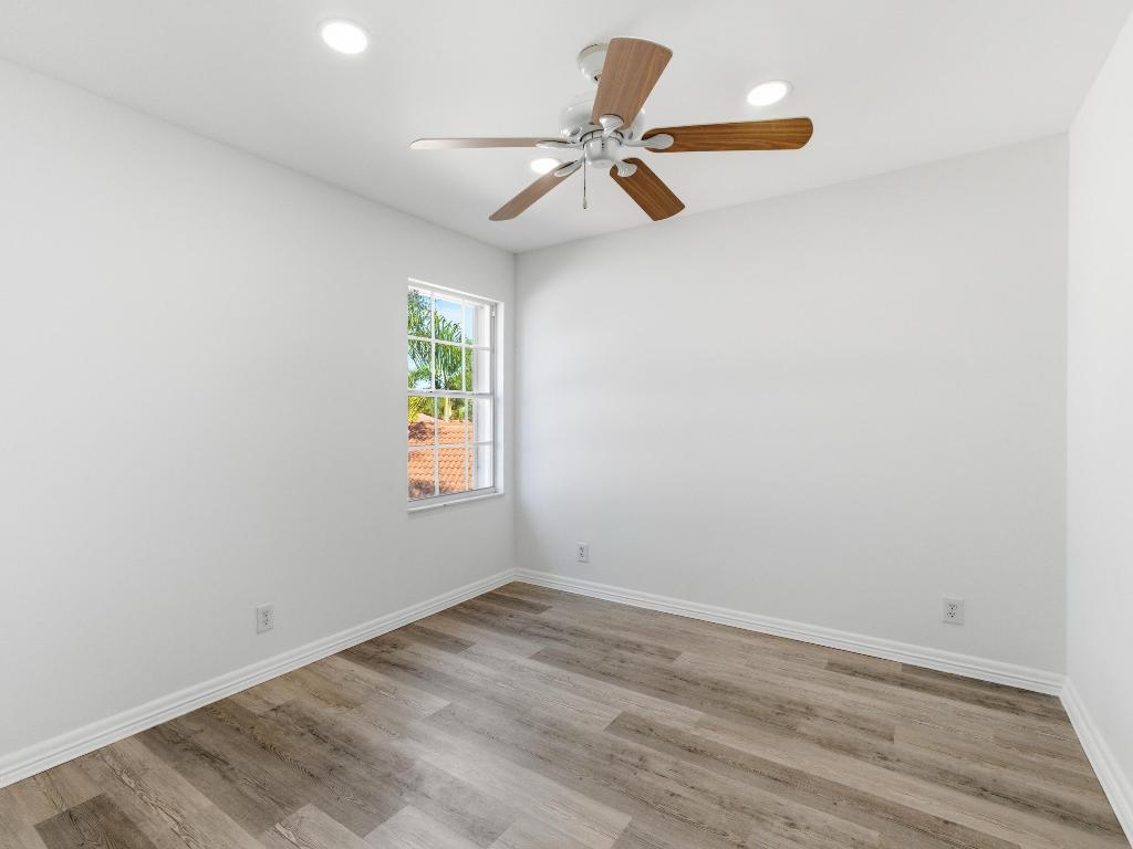 WELLINGTON DOWNS - Residential