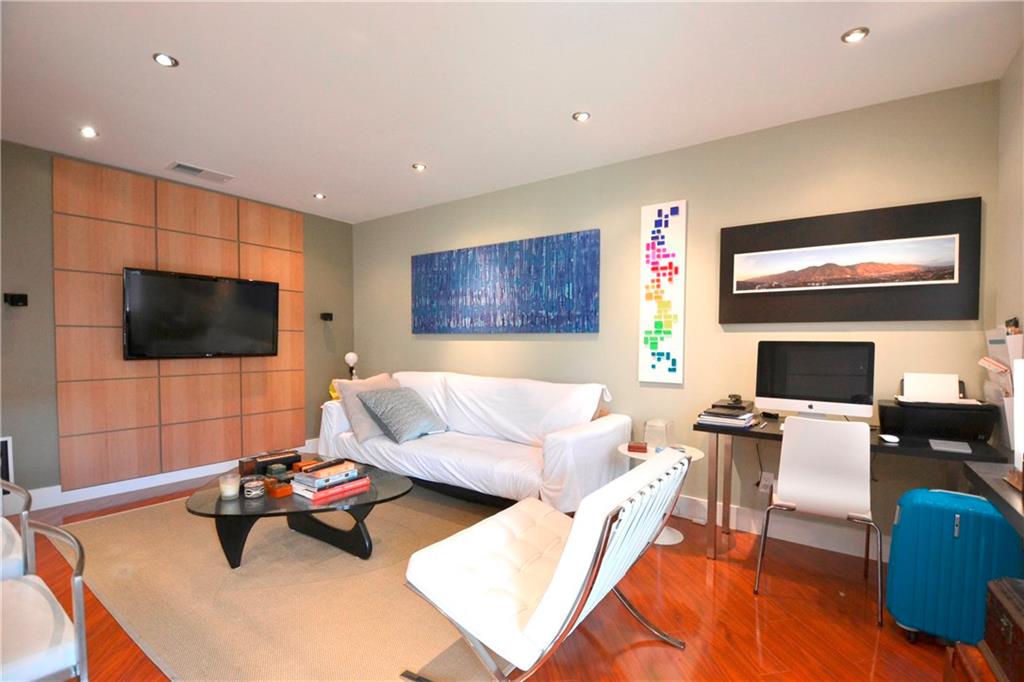 LAS BRISAS - Residential