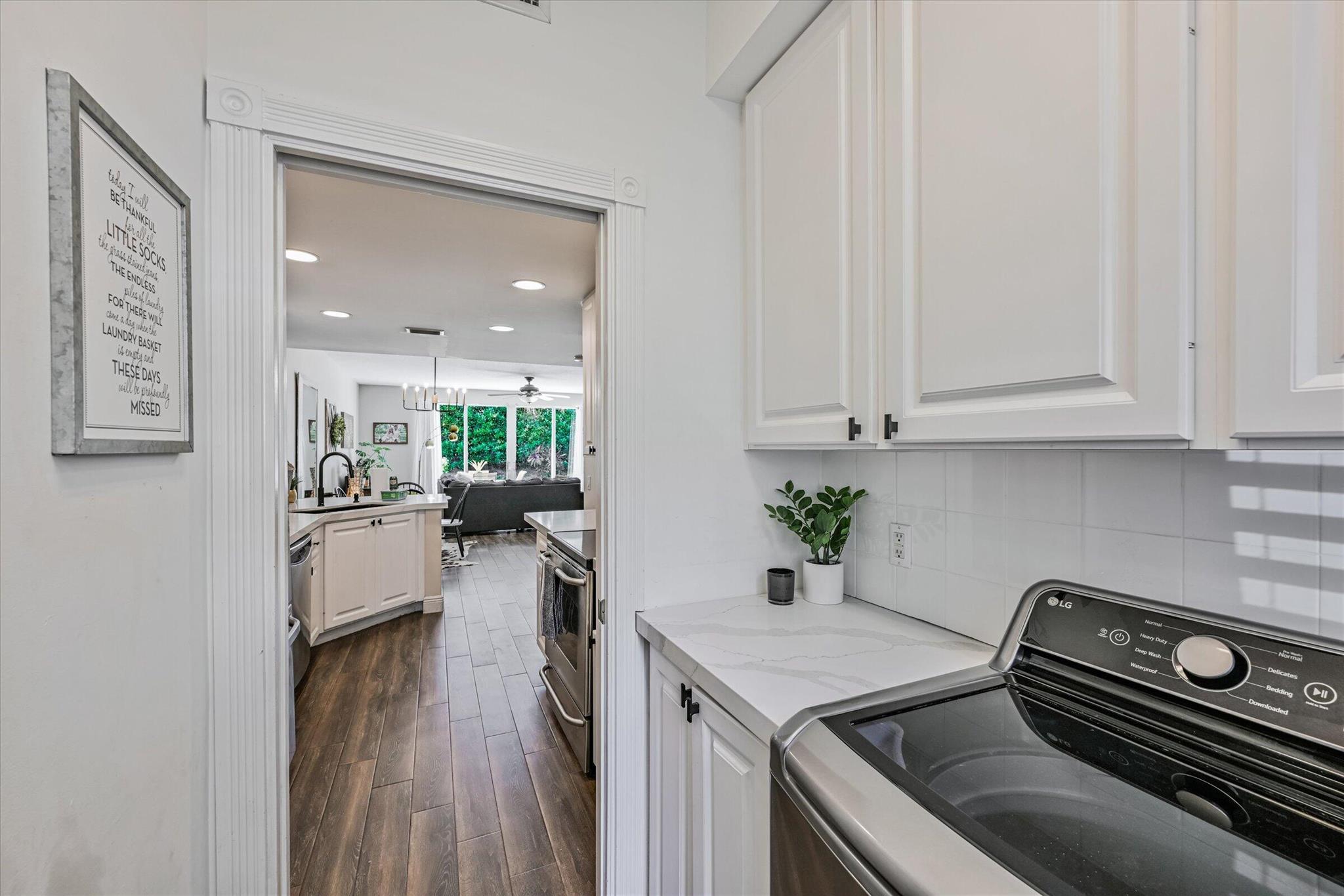 CATALINA LAKES - Residential