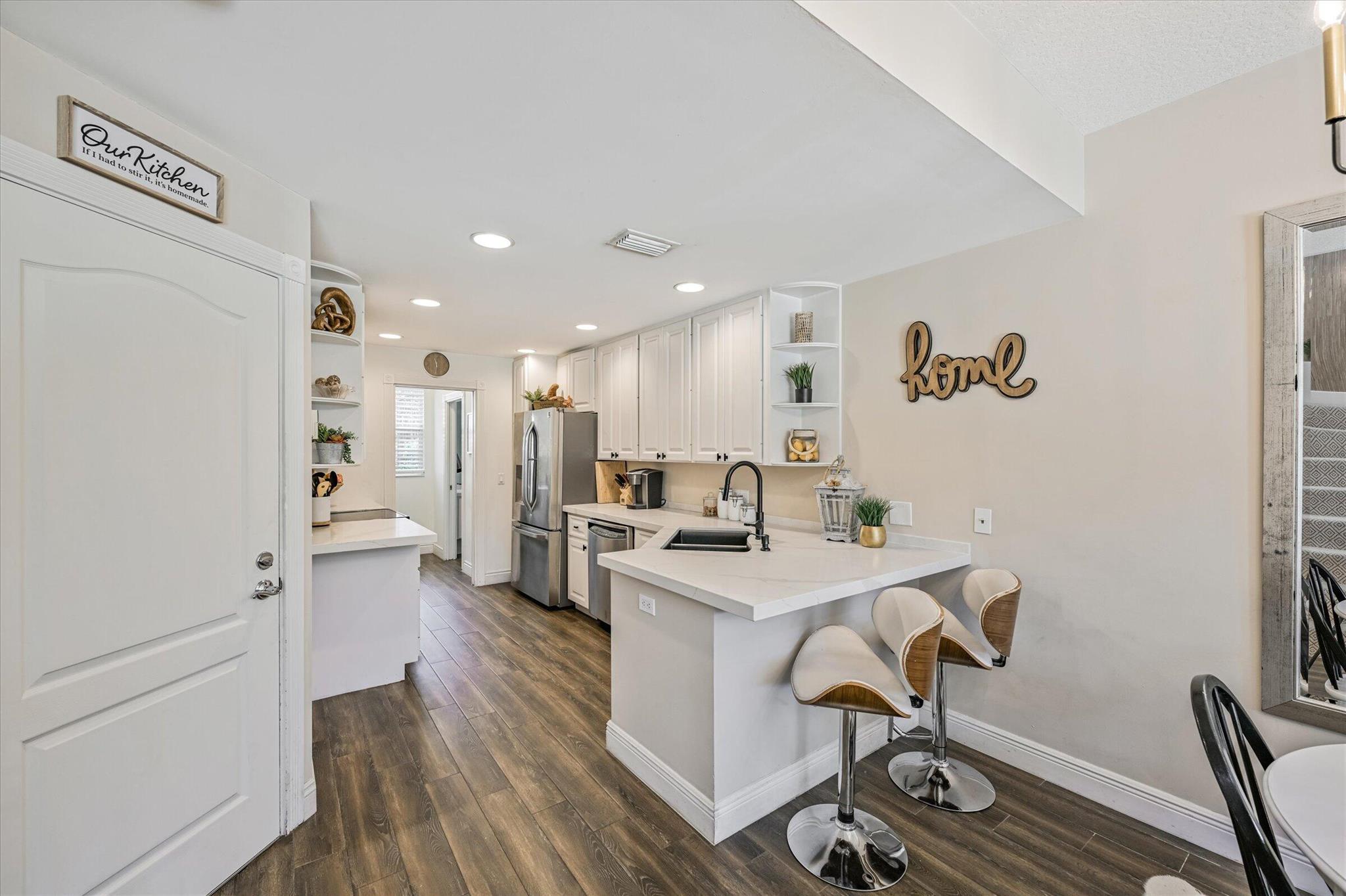 CATALINA LAKES - Residential