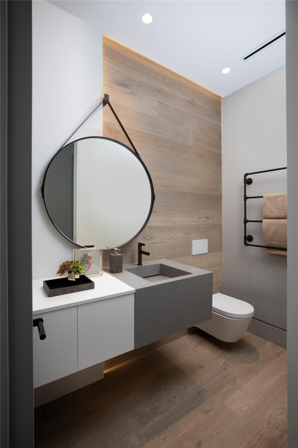 Venice 6-4 B - Residential