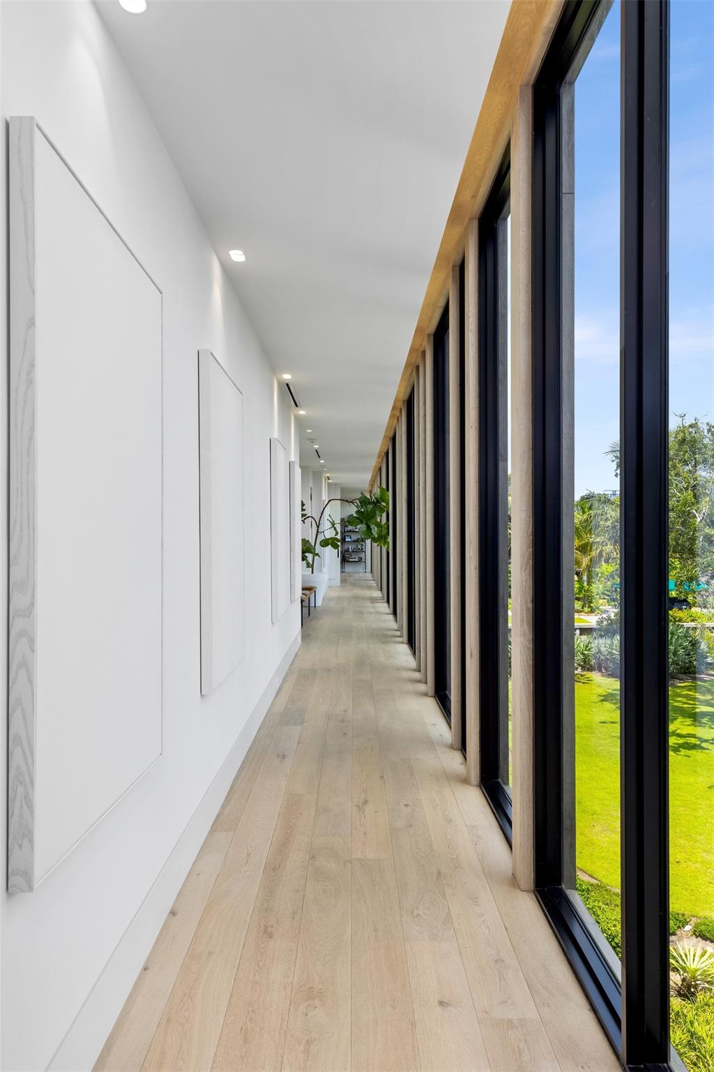 Venice 6-4 B - Residential