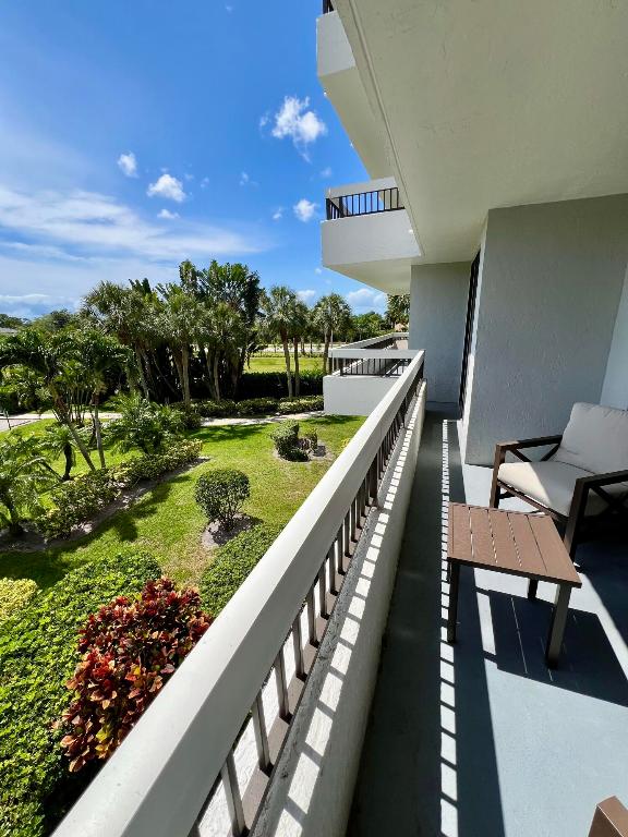 23200 Camino Del Mar 303