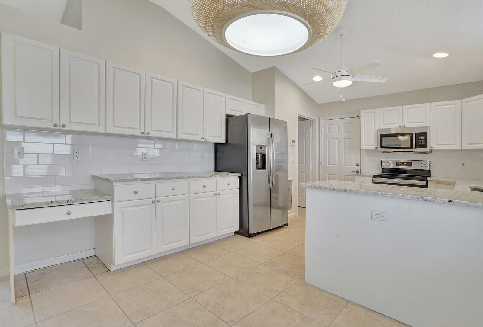 1022 Island Manor Drive