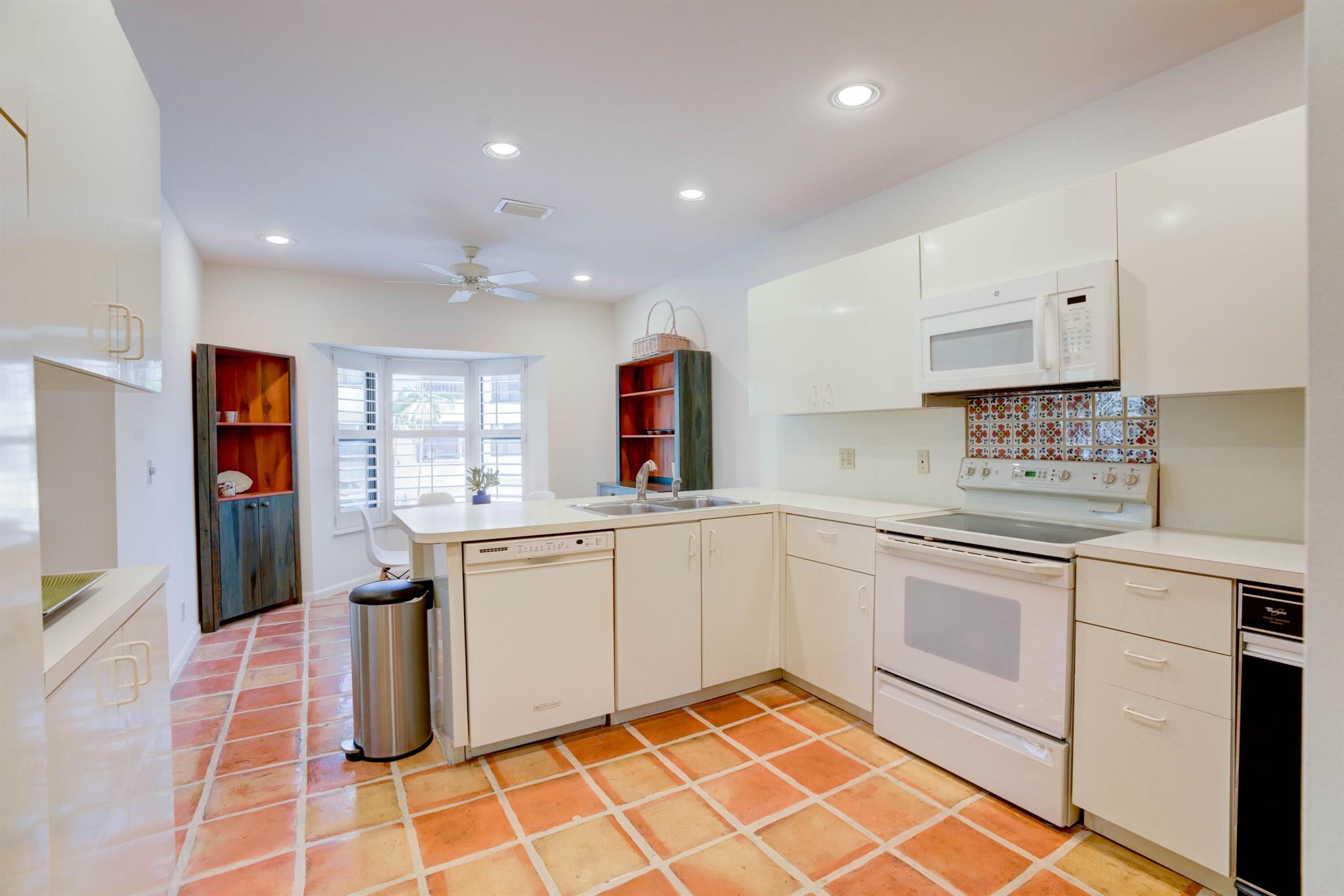 COTE DE LA MER - Residential Lease