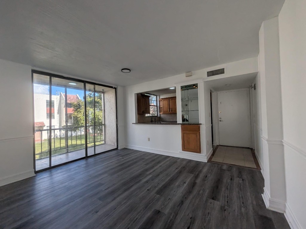 Tree Garden - Residential