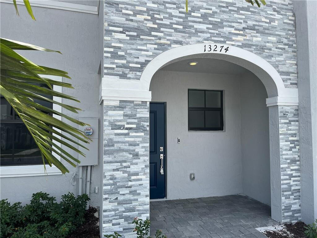 PINE ISLE - Residential Lease