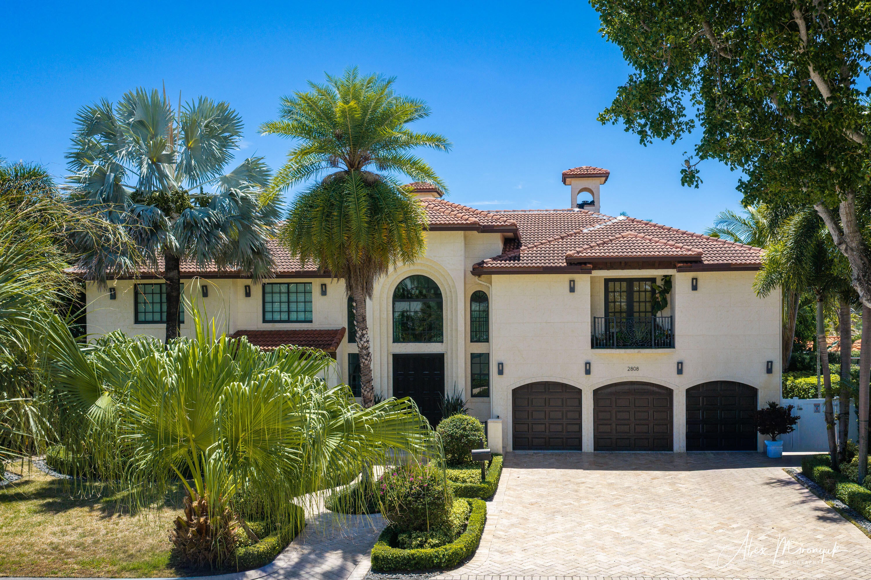 2808 NE 20th Court