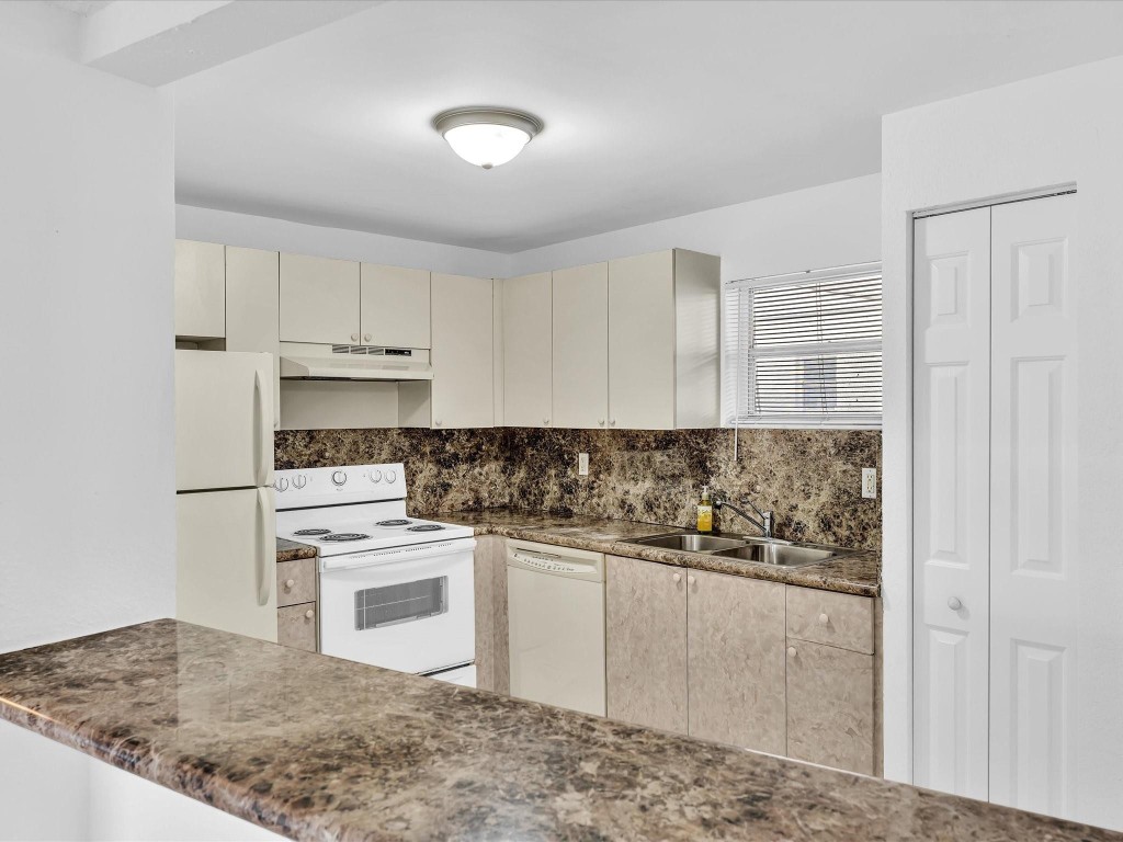 Springcrest Condo - Residential