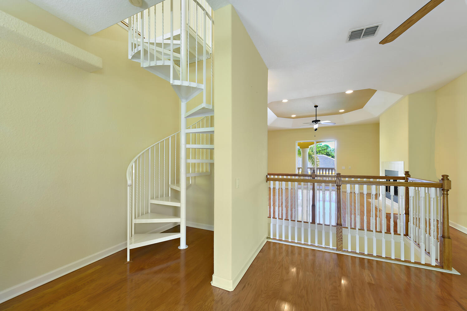 Long Legal ,METES AND BOUNDS - See Parcel 1A in Do - Residential