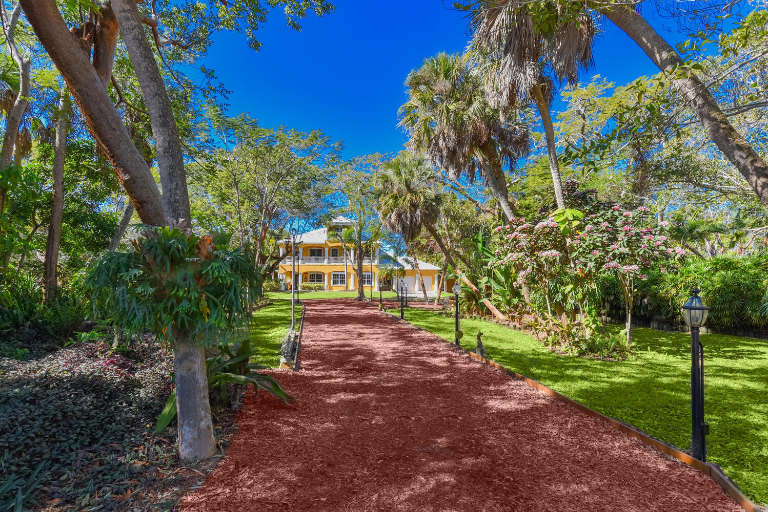 Long Legal ,METES AND BOUNDS - See Parcel 1A in Do - Residential