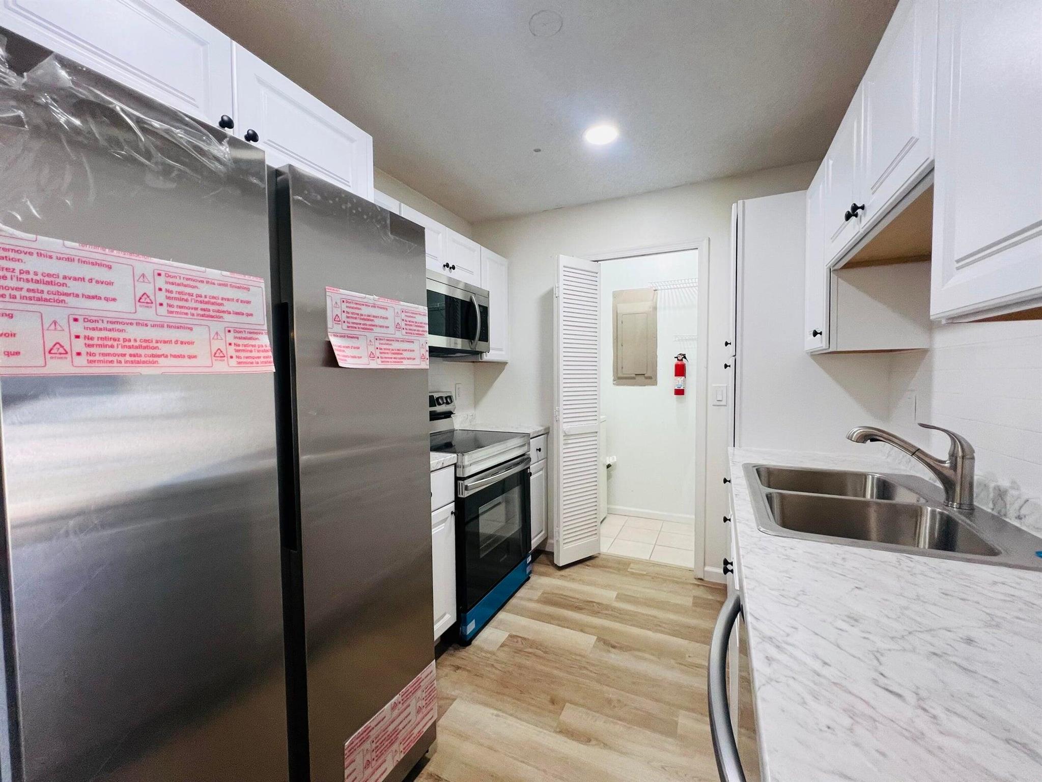 STURBRIDGE VILLAGE - Residential Lease