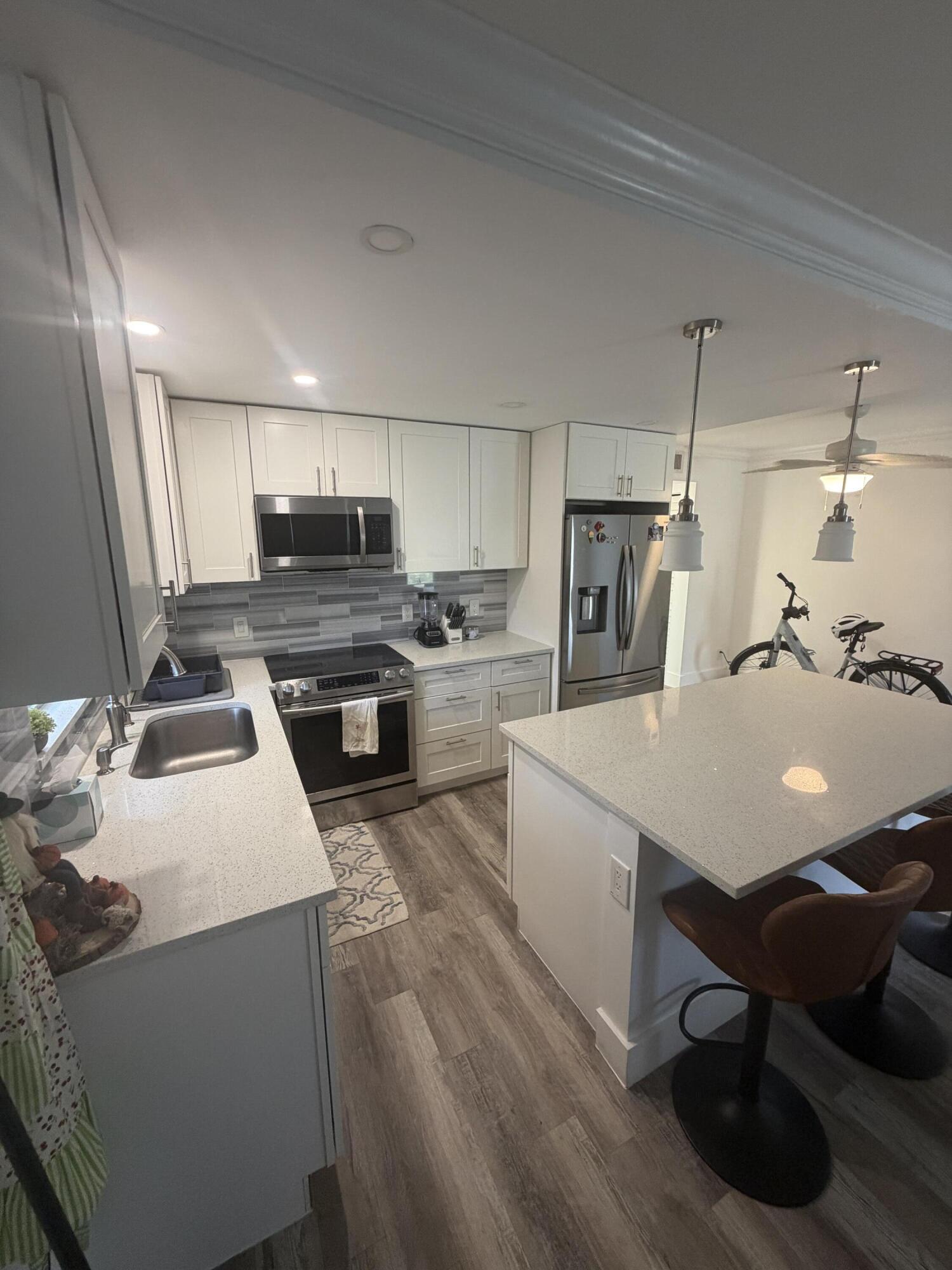 NEWPORT M CONDO - Residential