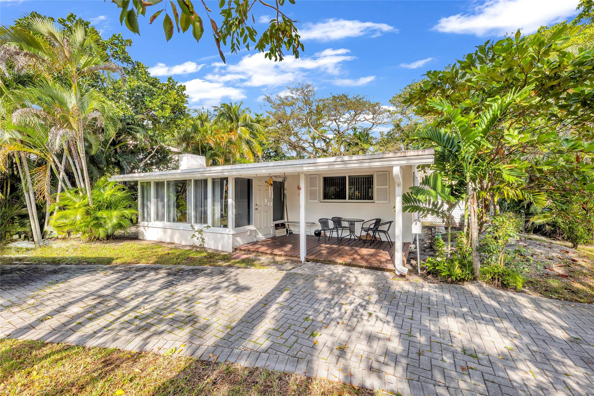 Lauderdale Harbors - Residential