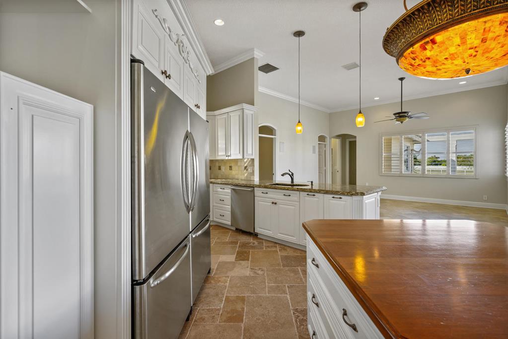 PALM BEACH POINT - Residential