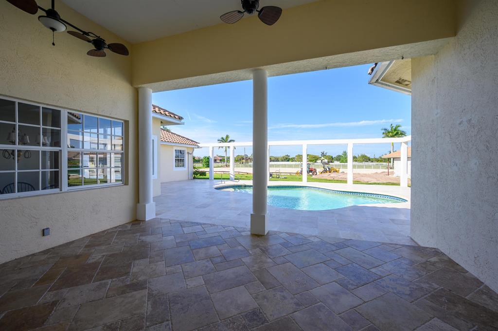 PALM BEACH POINT - Residential