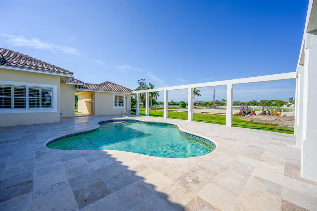 PALM BEACH POINT - Residential