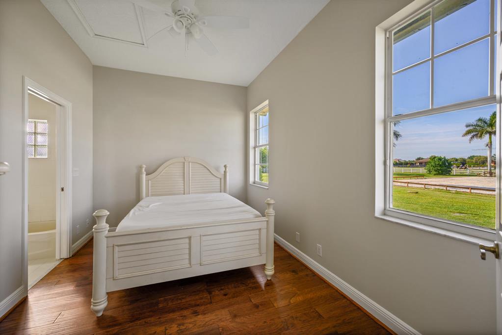 PALM BEACH POINT - Residential