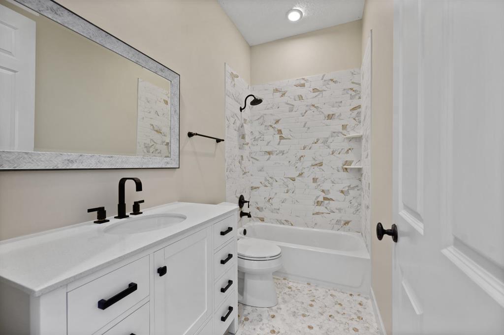 PALM BEACH POINT - Residential