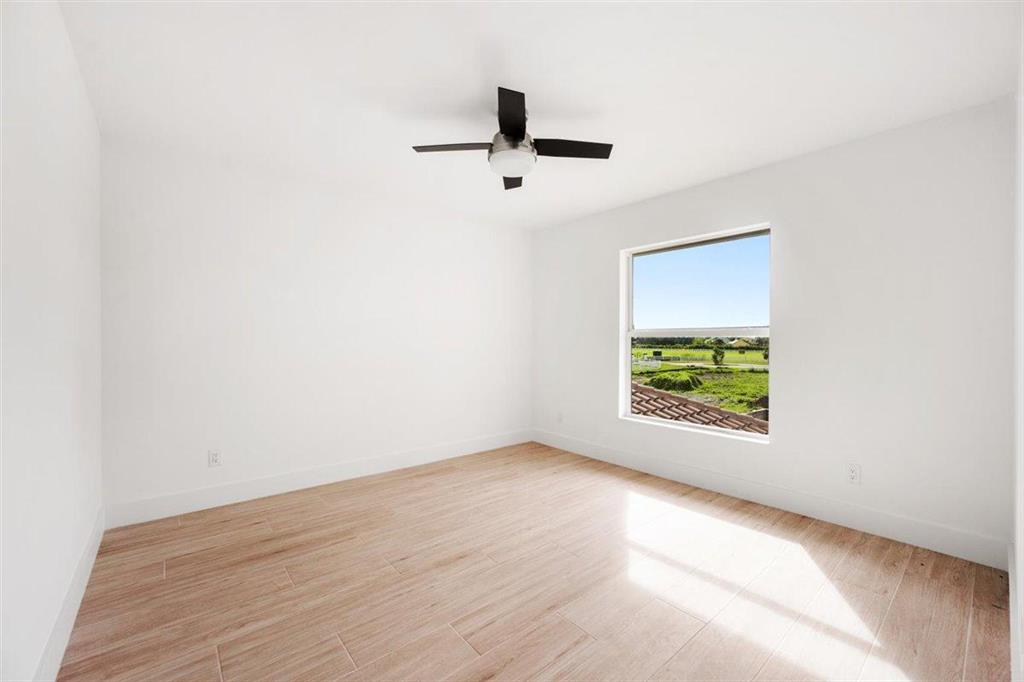 PALM BEACH POINT - Residential