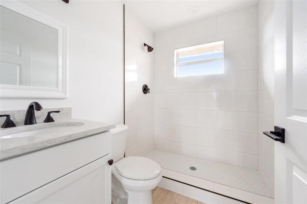 PALM BEACH POINT - Residential