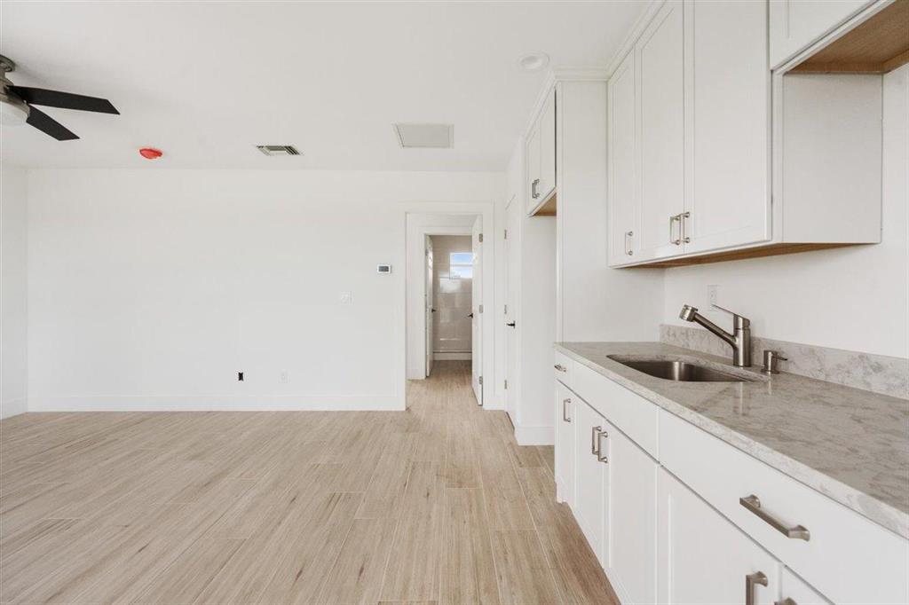 PALM BEACH POINT - Residential