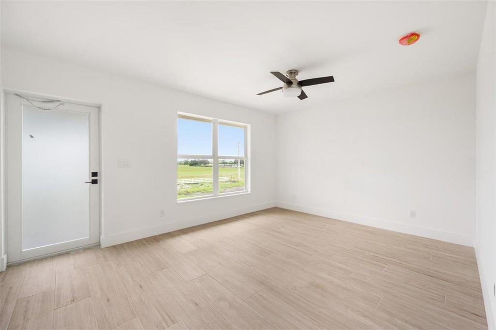 PALM BEACH POINT - Residential