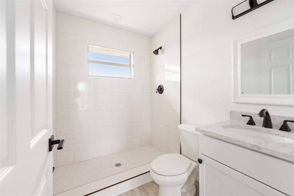 PALM BEACH POINT - Residential