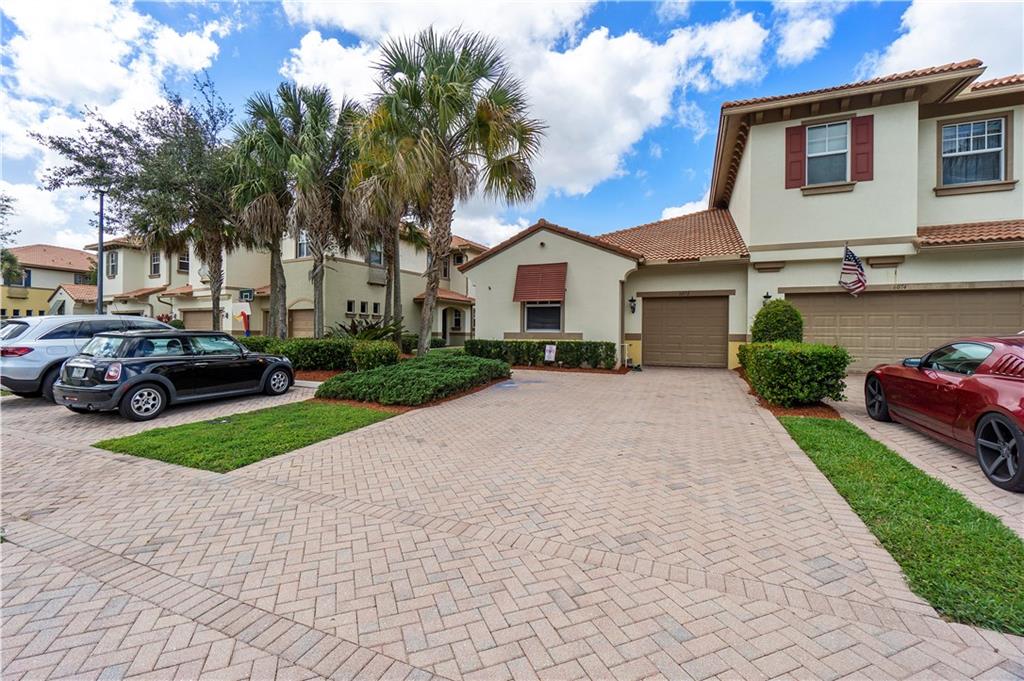 HERON PRESERVE - Residential