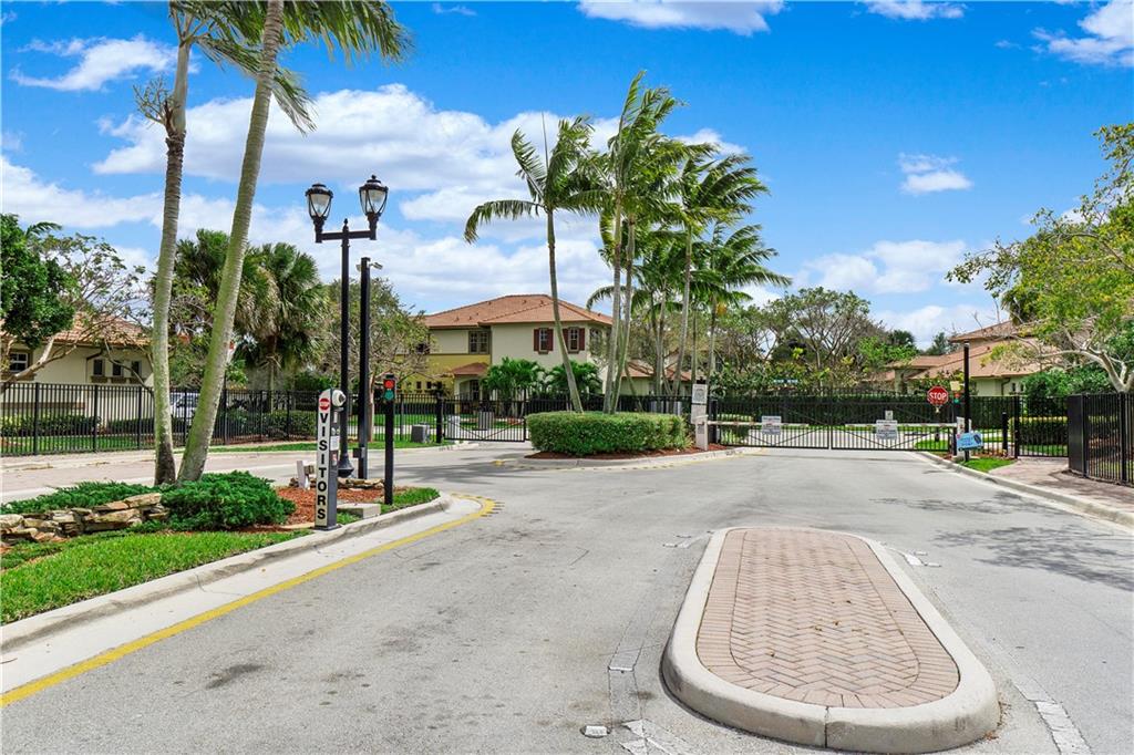 HERON PRESERVE - Residential