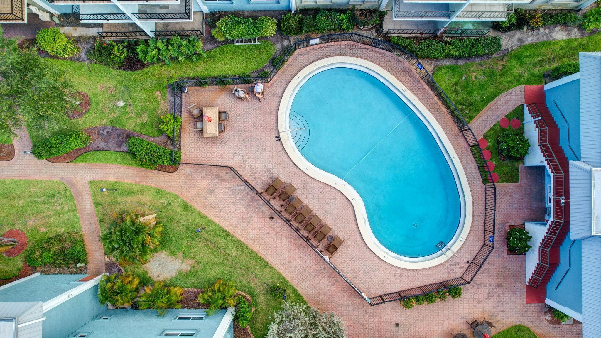 River Manor Condo - Residential