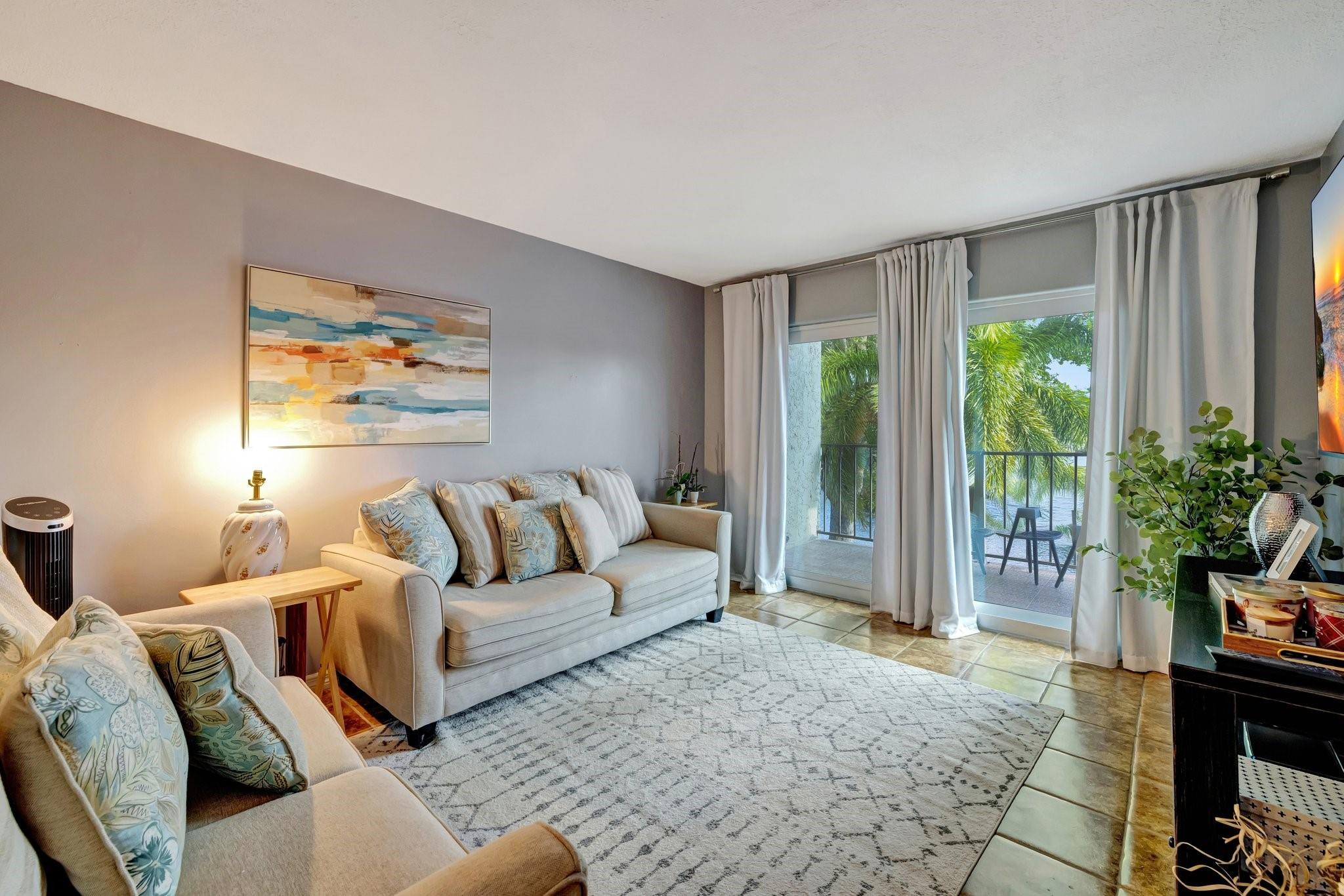 River Manor Condo - Residential