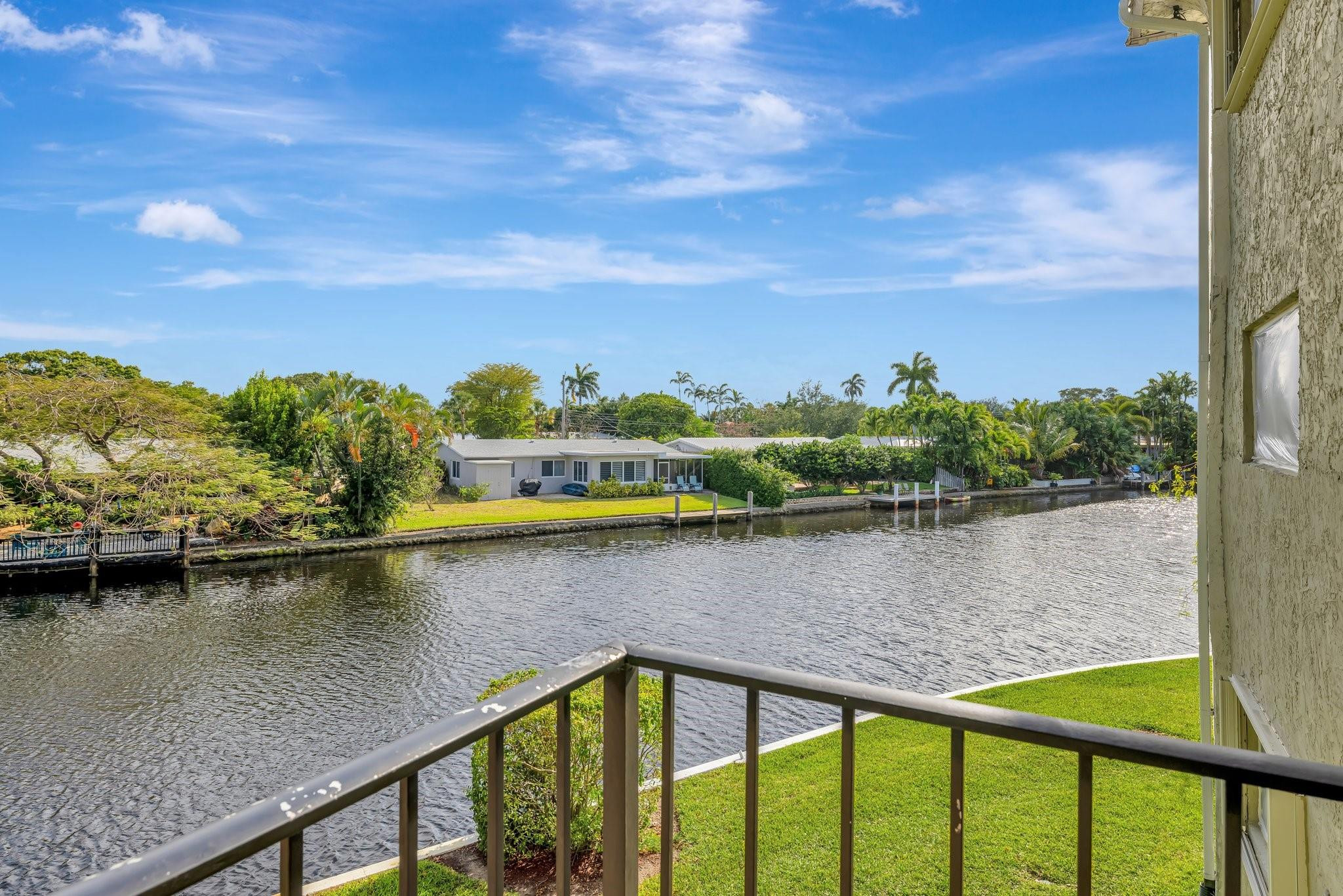 River Manor Condo - Residential