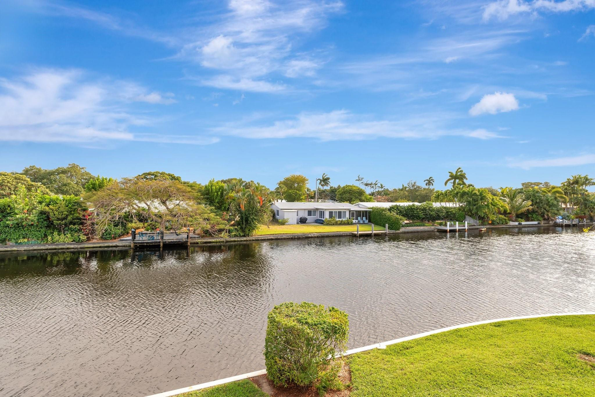 River Manor Condo - Residential