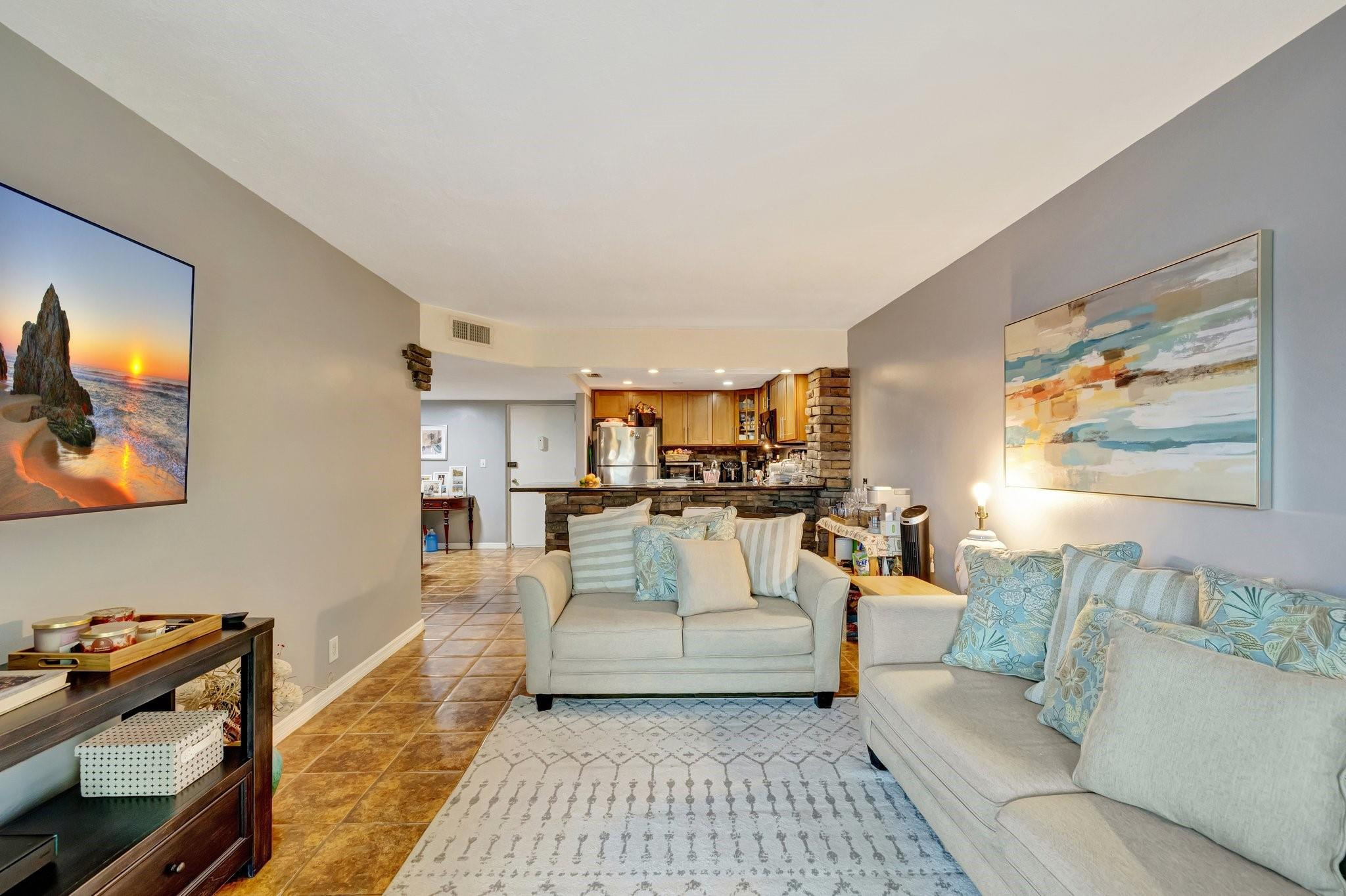 River Manor Condo - Residential