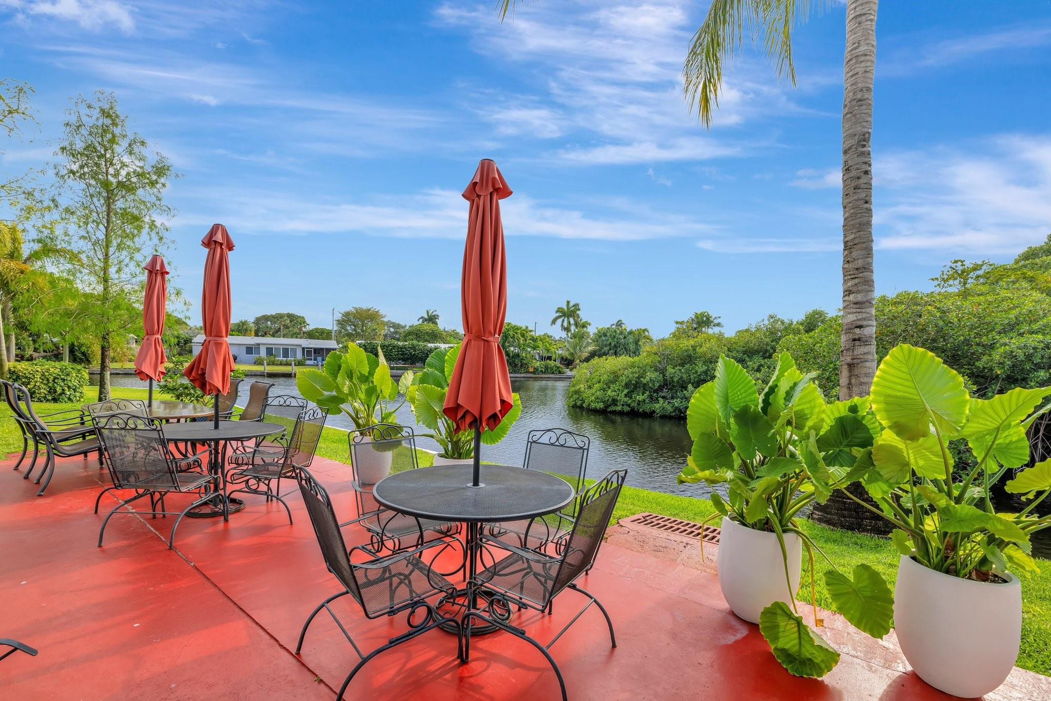 River Manor Condo - Residential