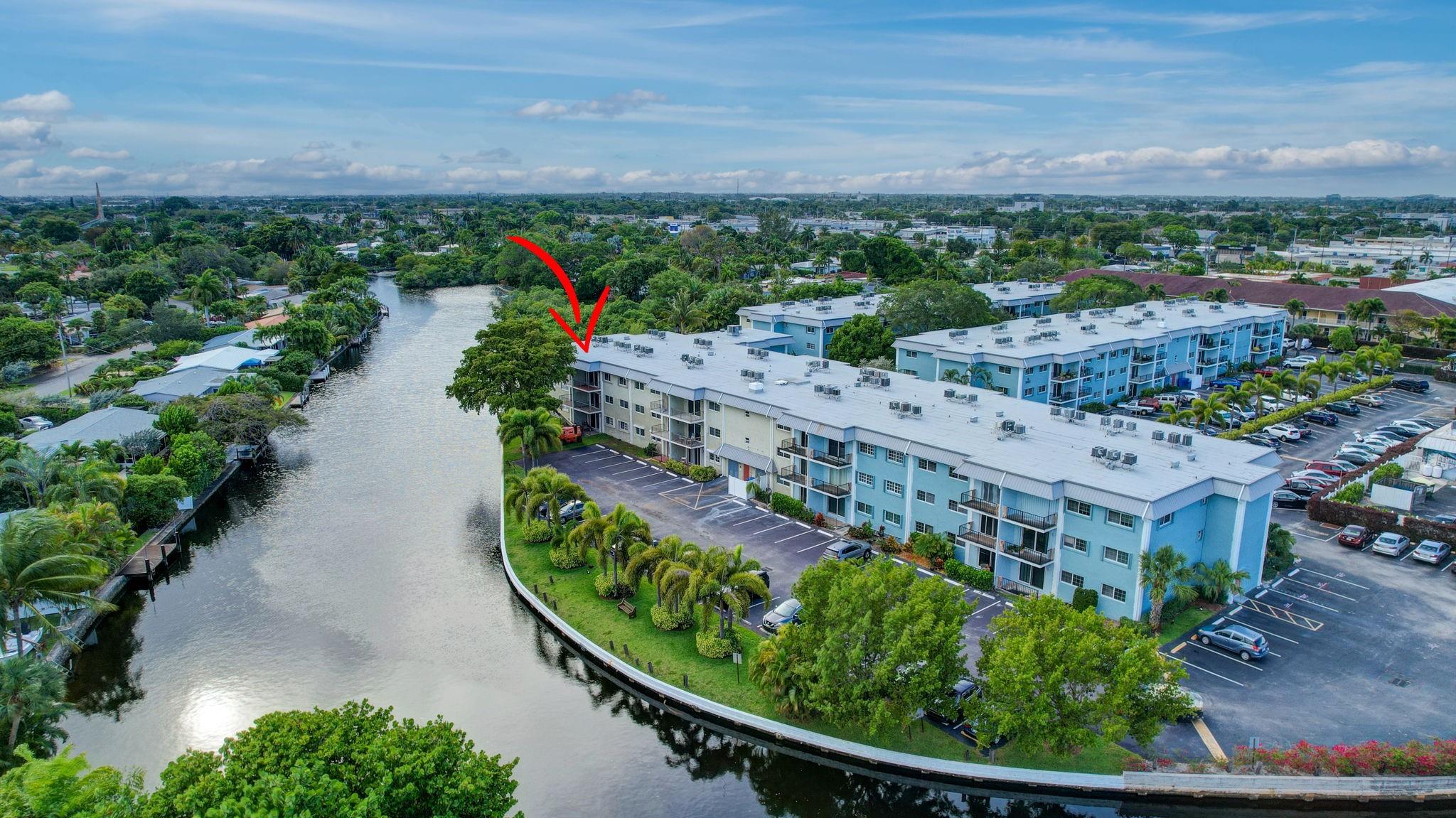 River Manor Condo - Residential