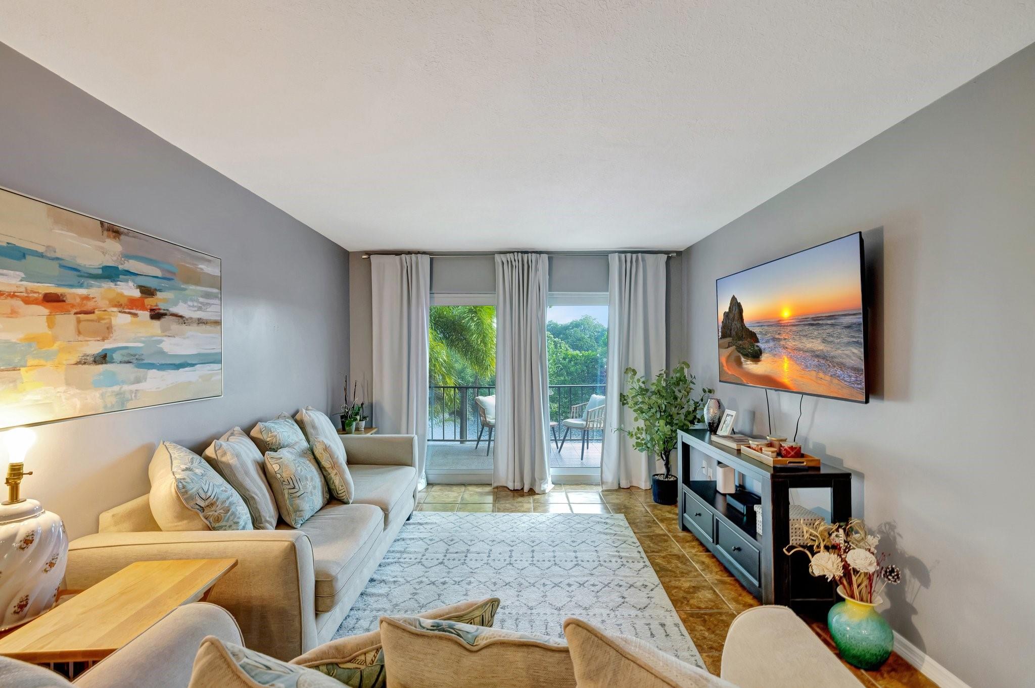 River Manor Condo - Residential