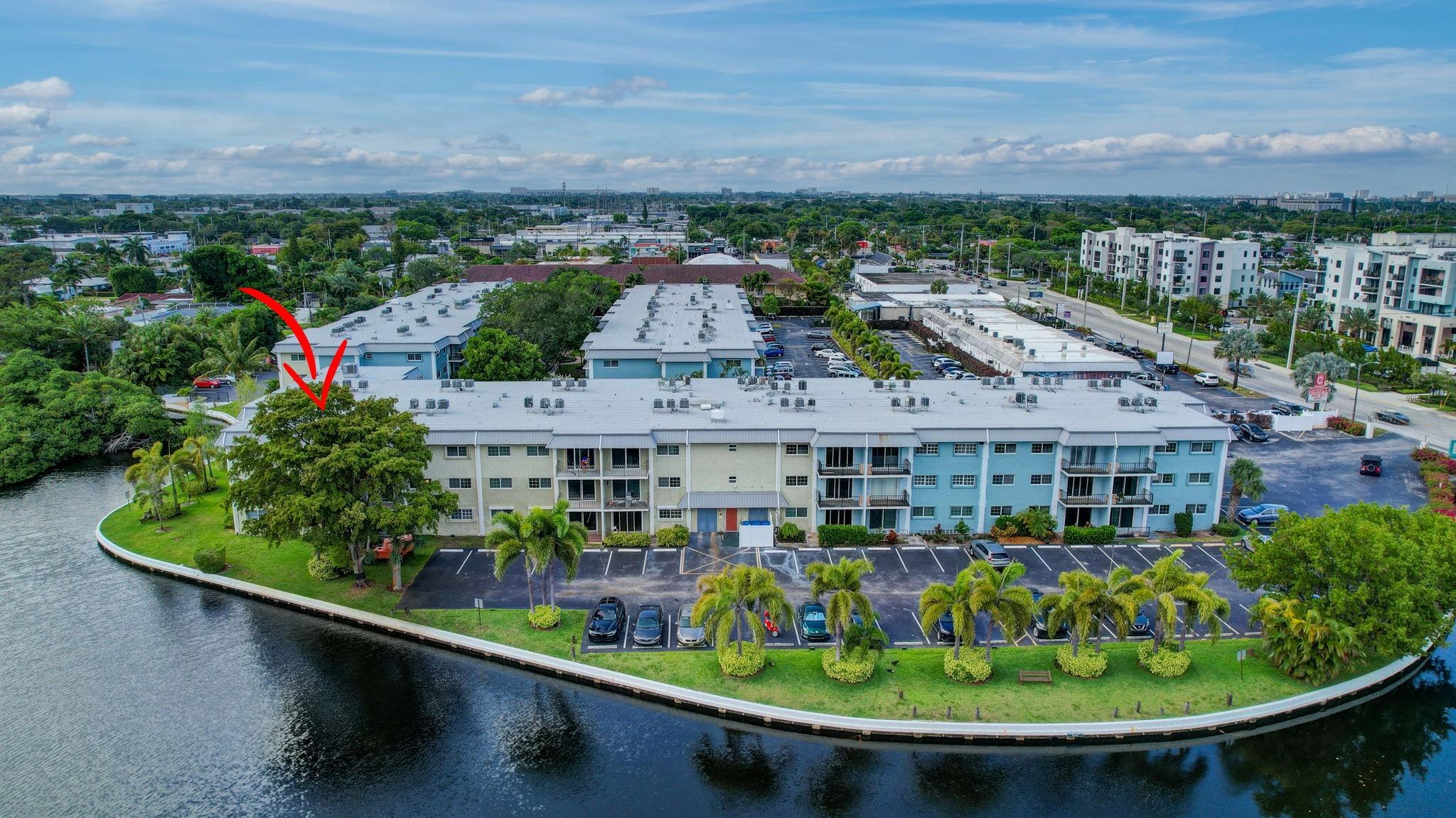 River Manor Condo - Residential