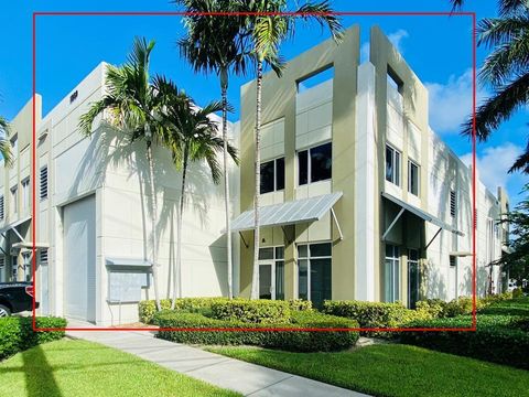 1250 Wallace Drive A Delray Beach FL 33444