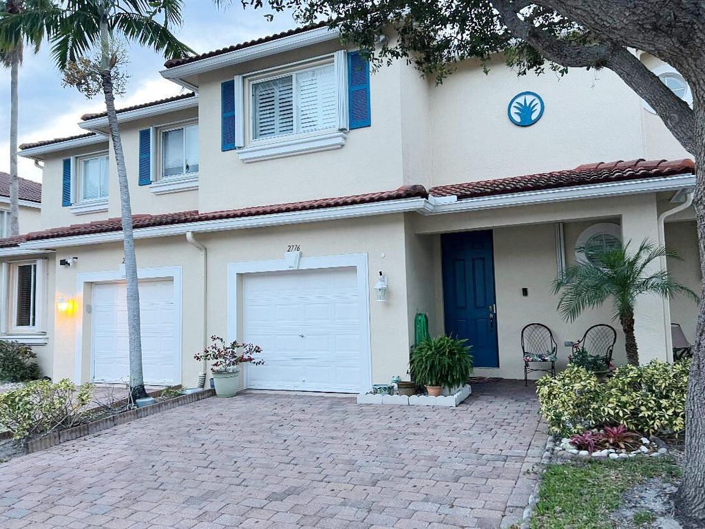 Photo of 2776 S Evergreen Circle, Boynton Beach, FL 33426 (MLS # R10943111)