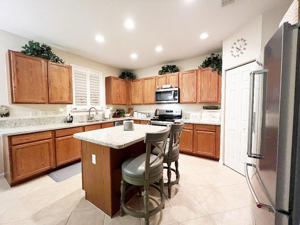 Photo of 2776 S Evergreen Circle, Boynton Beach, FL 33426 (MLS # R10943111)