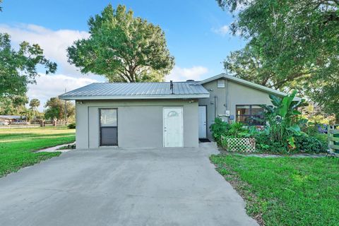 A home in Okeechobee