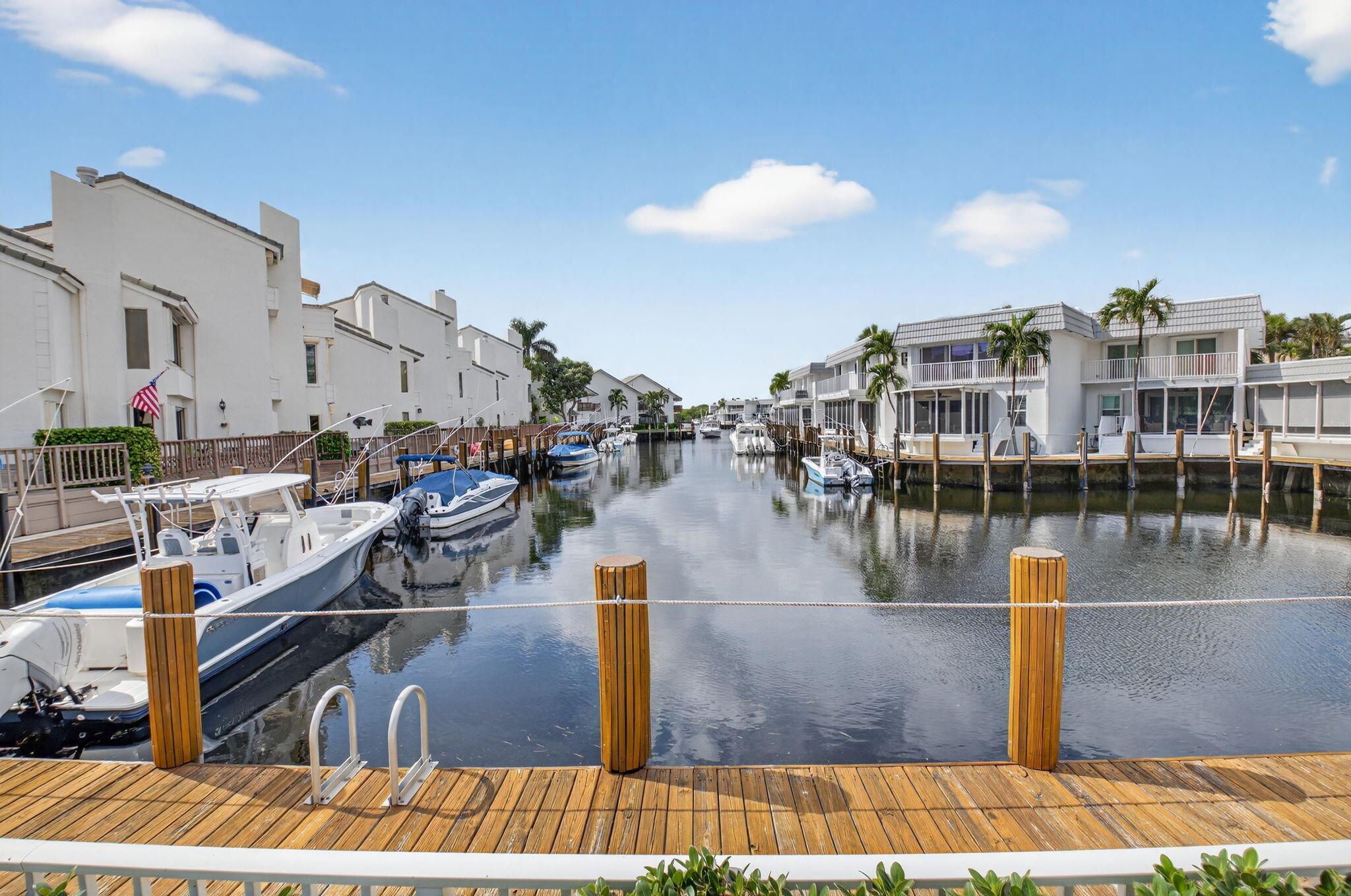 DELRAY BY THE SEA - Residential