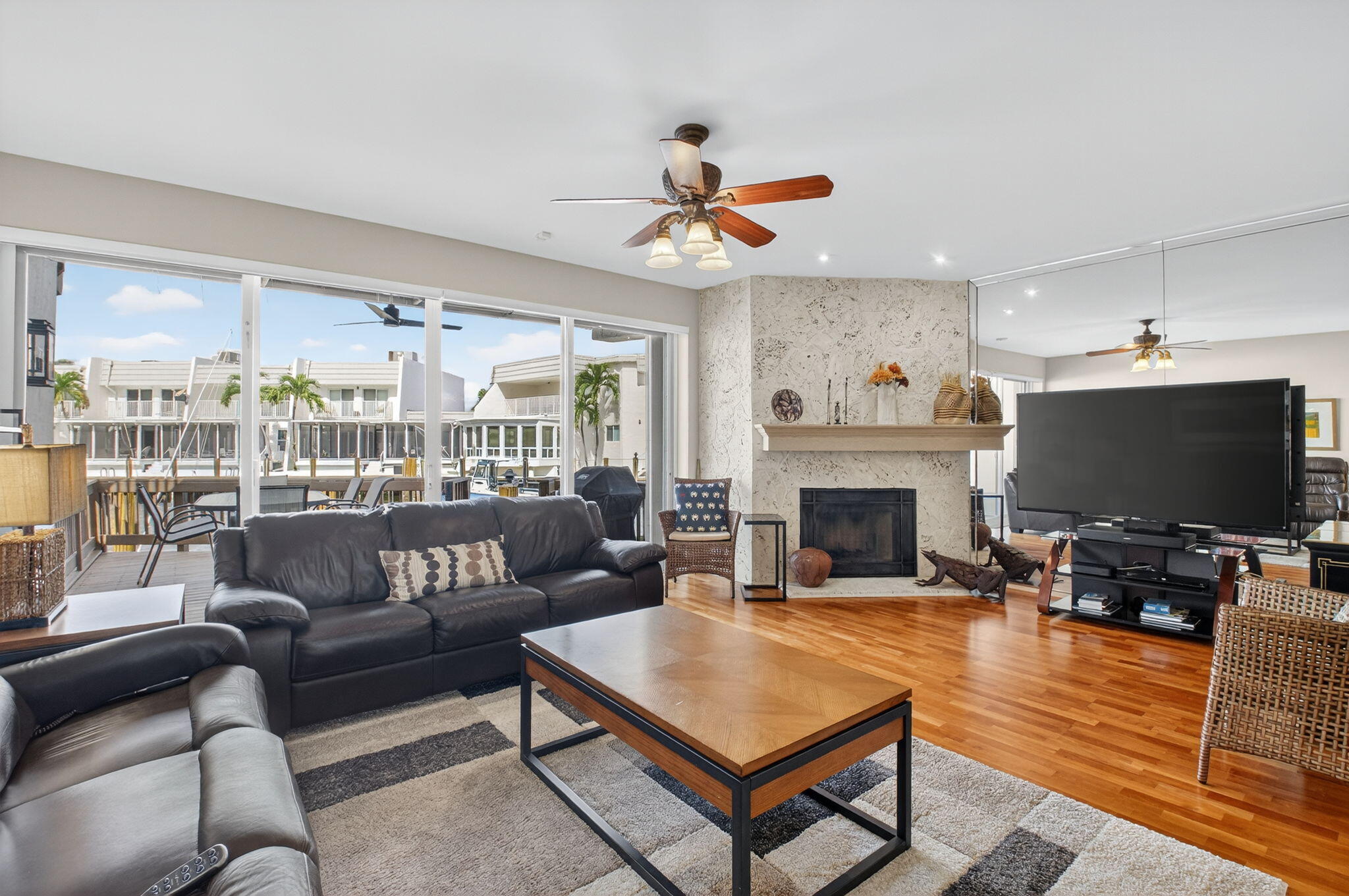 DELRAY BY THE SEA - Residential