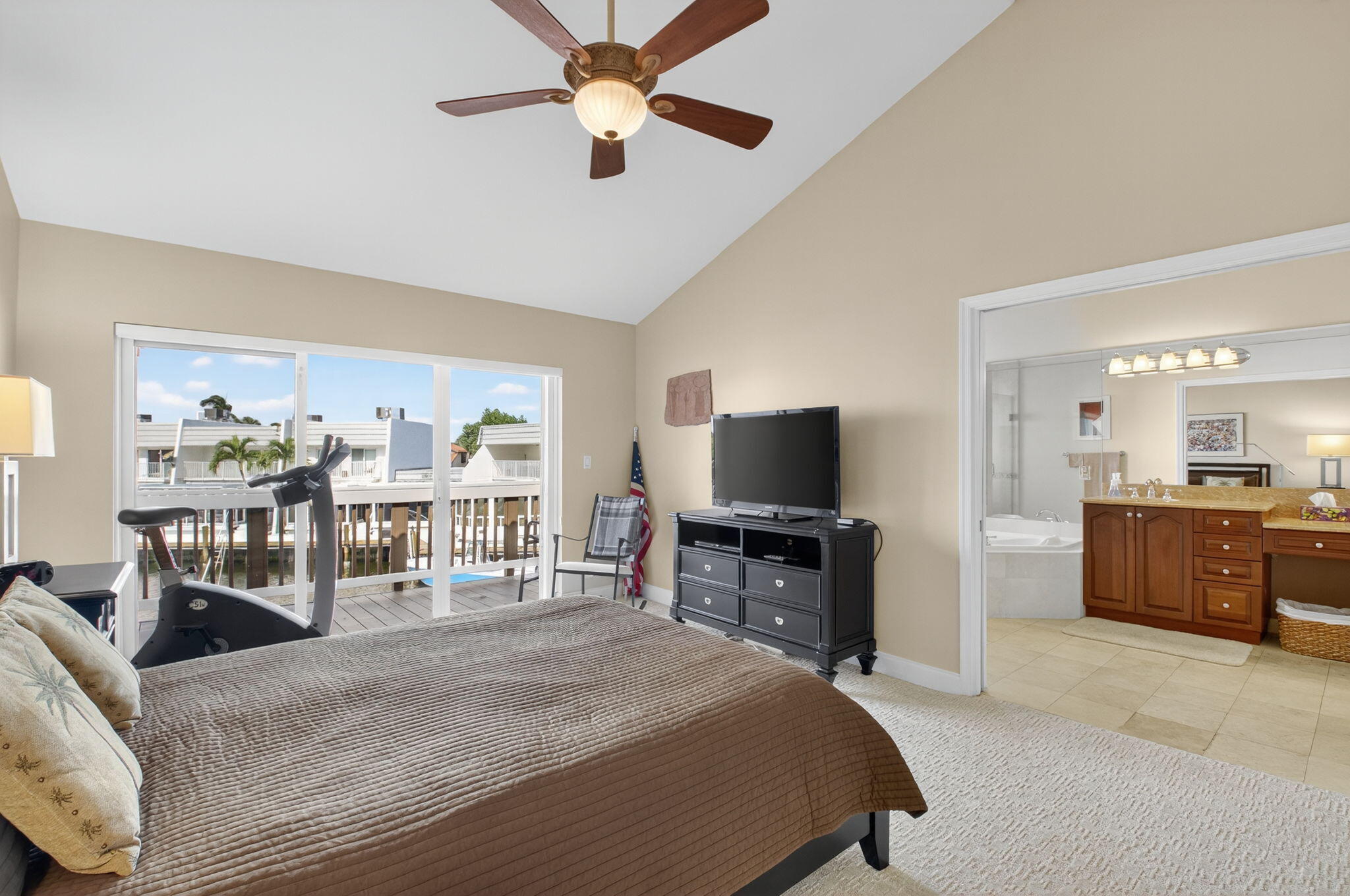 DELRAY BY THE SEA - Residential