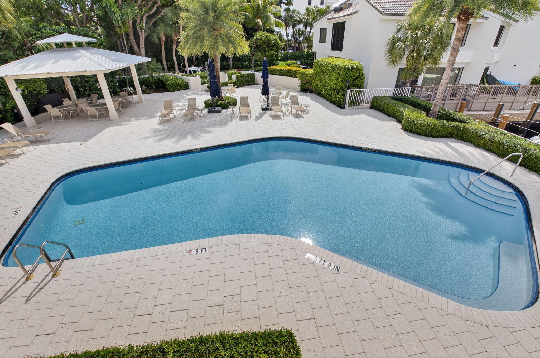 DELRAY BY THE SEA - Residential