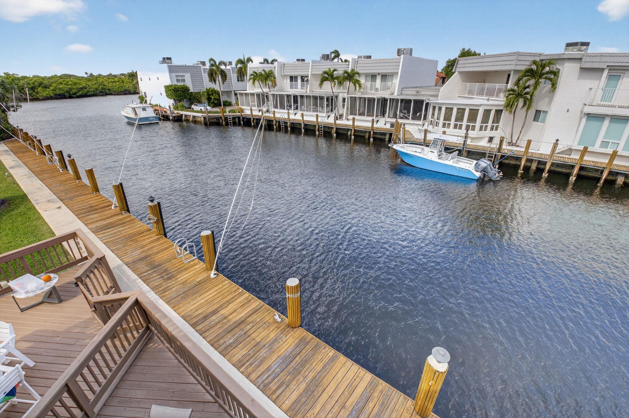 DELRAY BY THE SEA - Residential