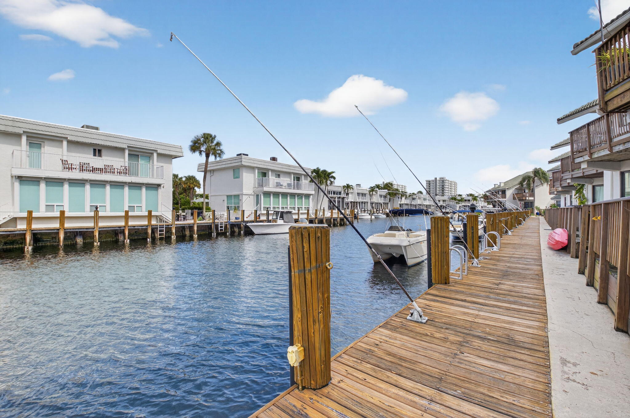 DELRAY BY THE SEA - Residential